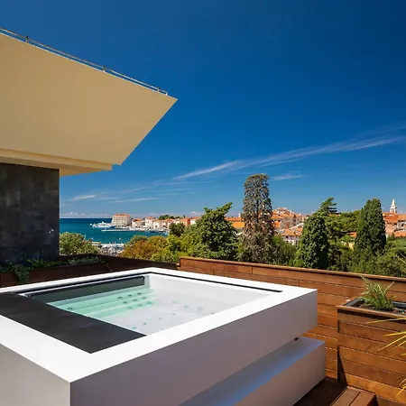 Hotel Porec 호텔 3*
