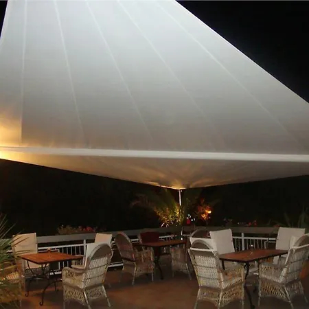 호텔 Hotel Porec 3*