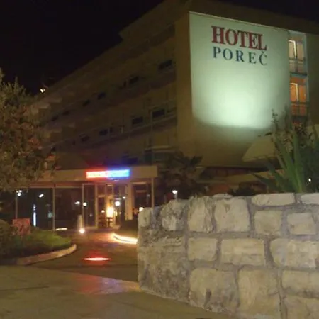 호텔 Hotel Porec 3*