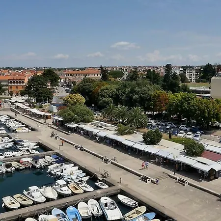 호텔 Hotel Porec 3*