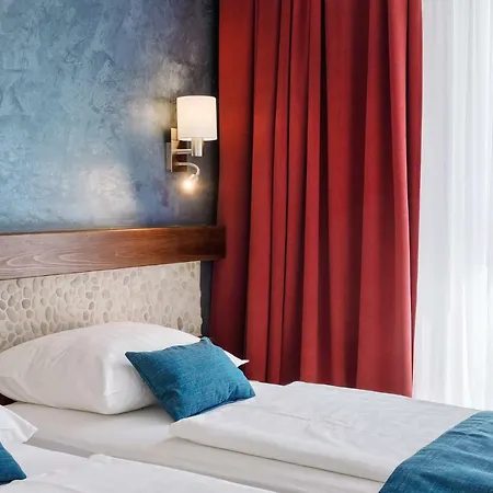 Hotel Porec 호텔 포레치