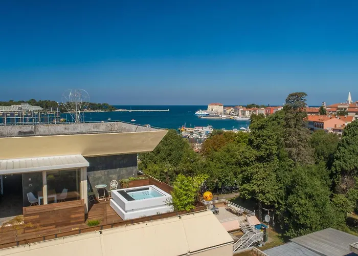 Hotel Porec Szálloda