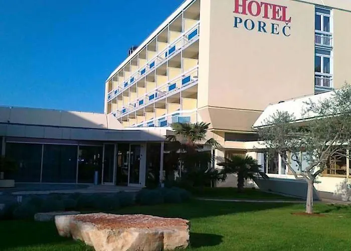 Hotel Porec 3* פורץ