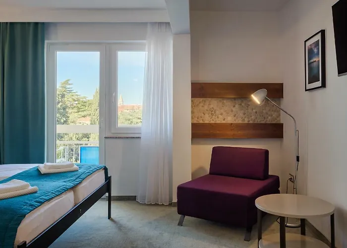 Hotel Porec מלון